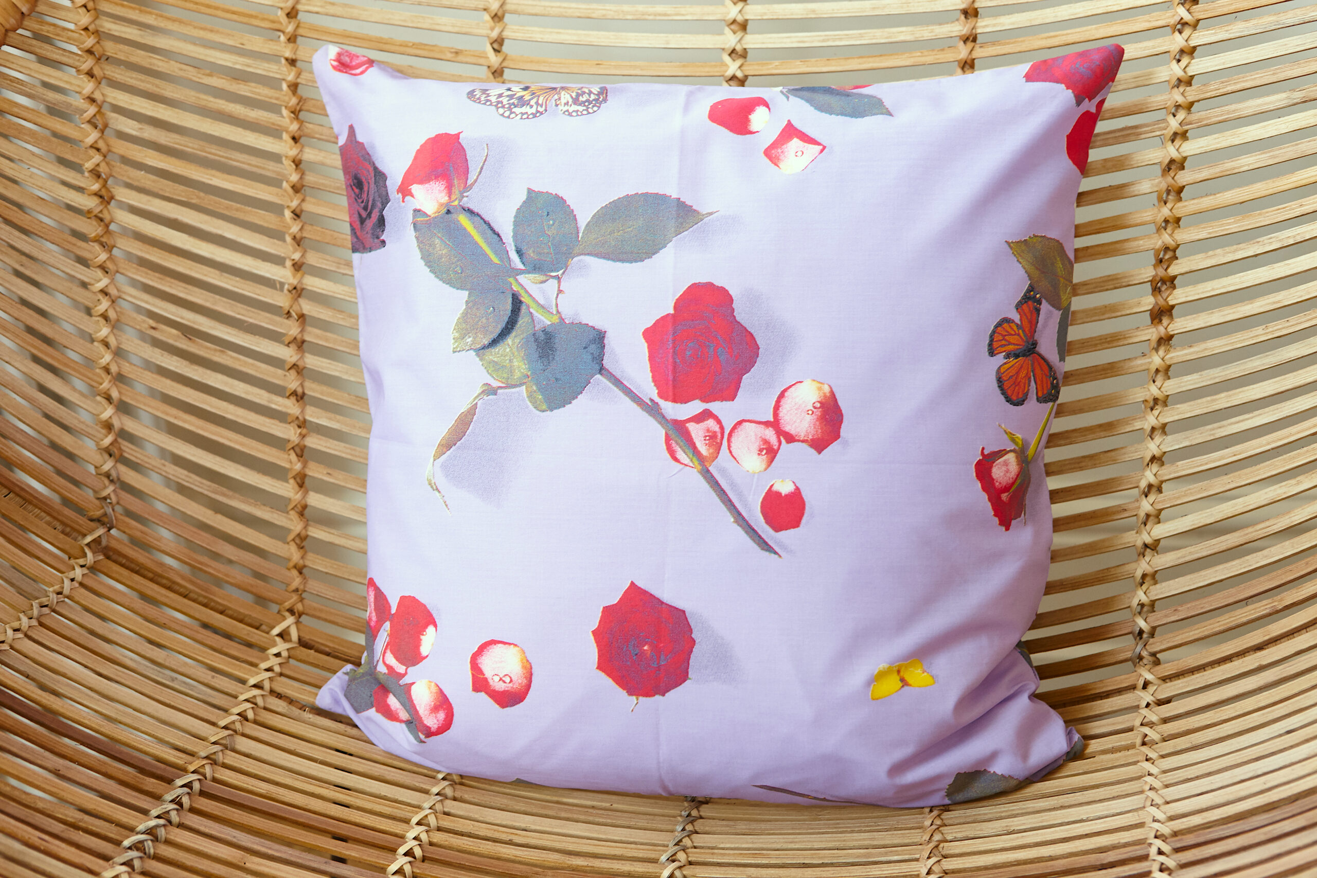 ‘Bed Of Roses’ – Lilac Cushion