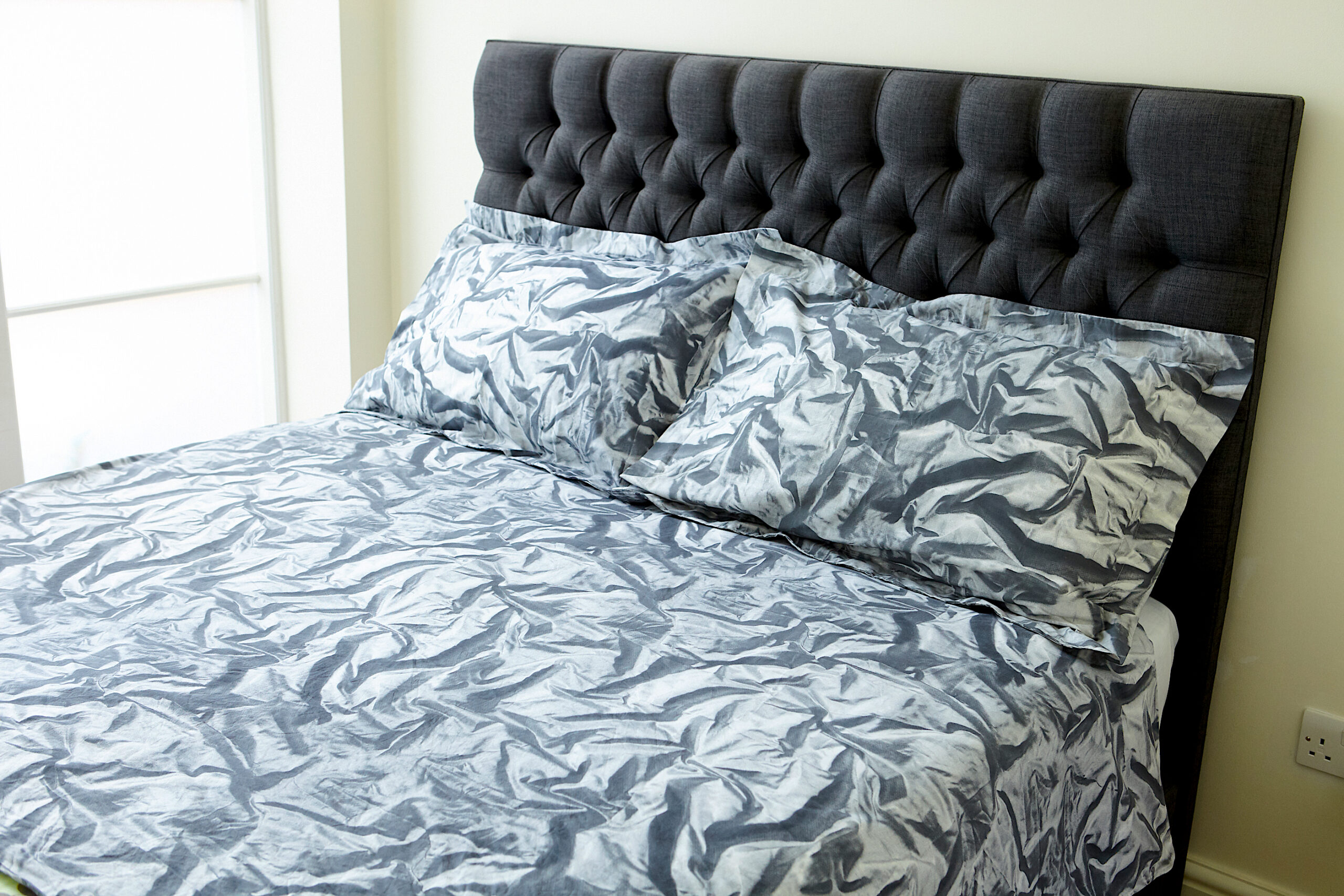 ‘Crumpled Satin’ – Duvet